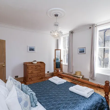 Semesterbostad Charlotte House