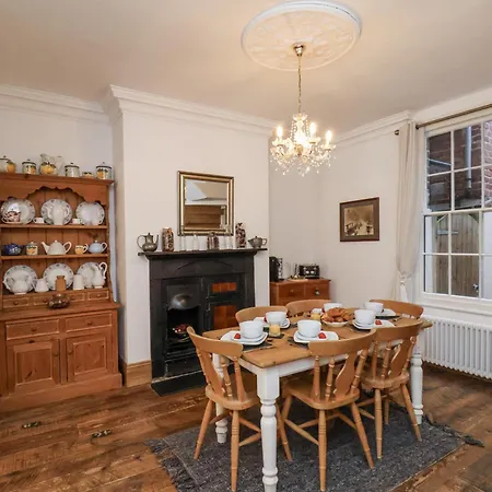 Charlotte House Semesterbostad Whitby