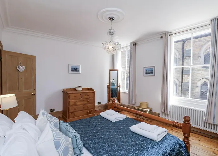 Nyaraló Charlotte House