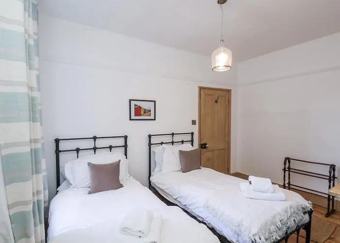 Nyaraló Charlotte House *